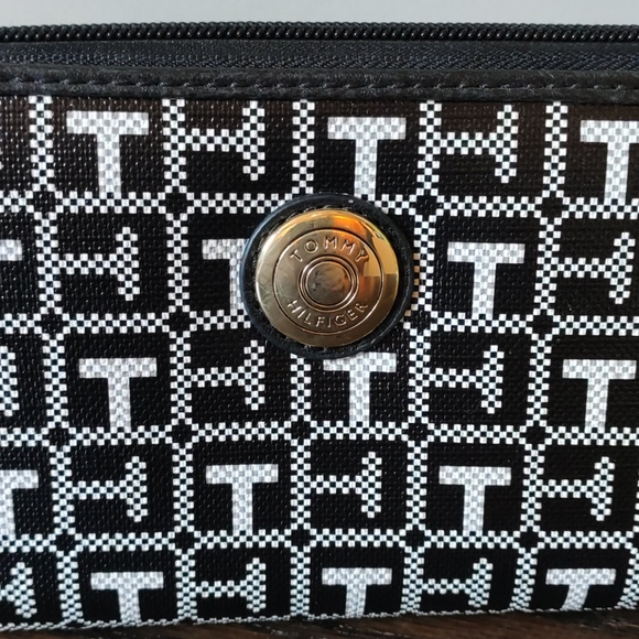 🍋 Tommy Hilfiger | Wallet 🍋 - Picture 4 of 4